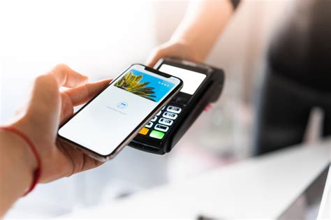 accept a credit card payment via a smart phone|take card payments by phone.